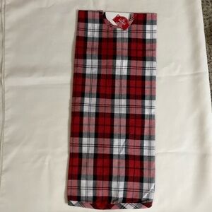 NWT- Plaid Christmas Tree Skirt